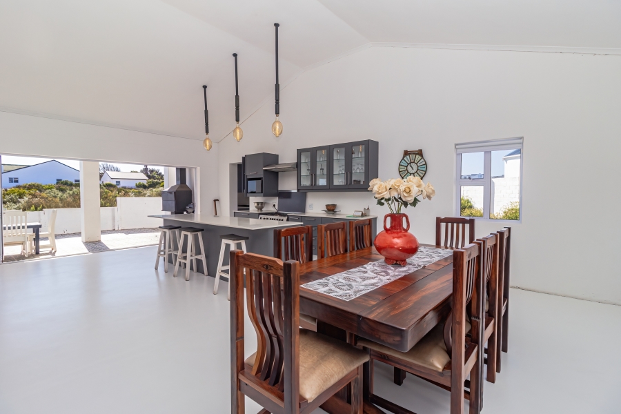 3 Bedroom Property for Sale in Grotto Bay Western Cape